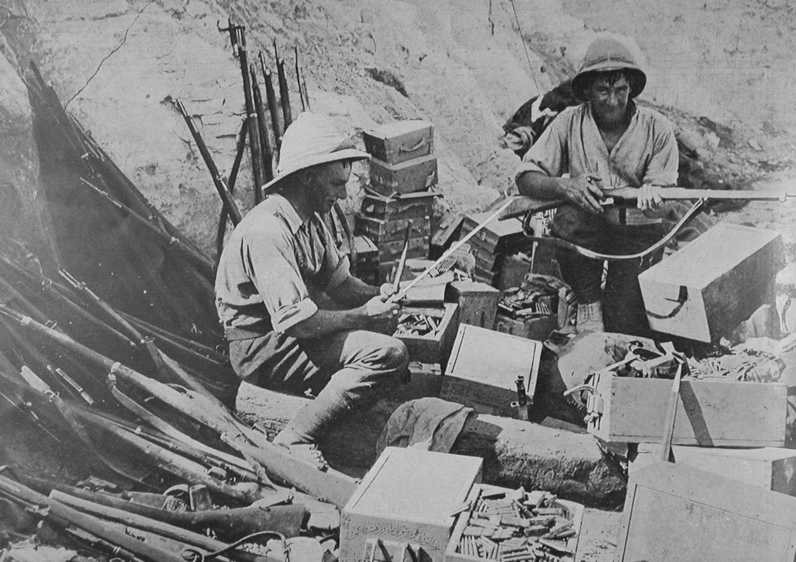 Ww Sorting Sorting War Materials Abandoned On The Gallipoli Peninsula – WW1 Photo ...