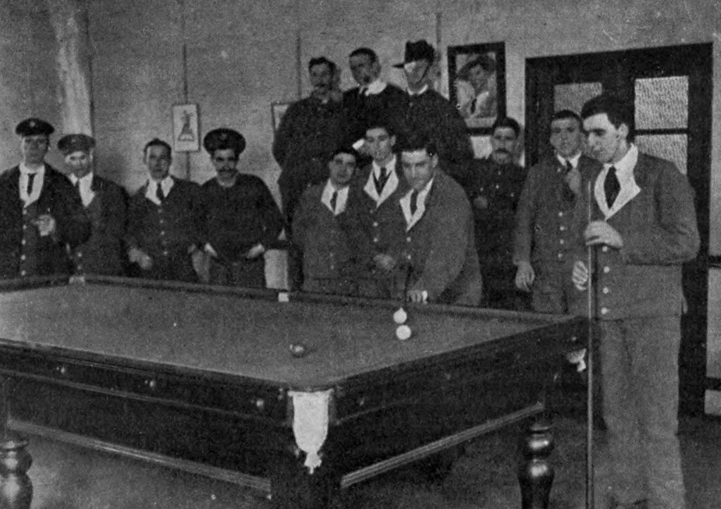 Soldiers From The Newfoundland Regiment Playing Billiards In The Third London General Hospital Wandsworth