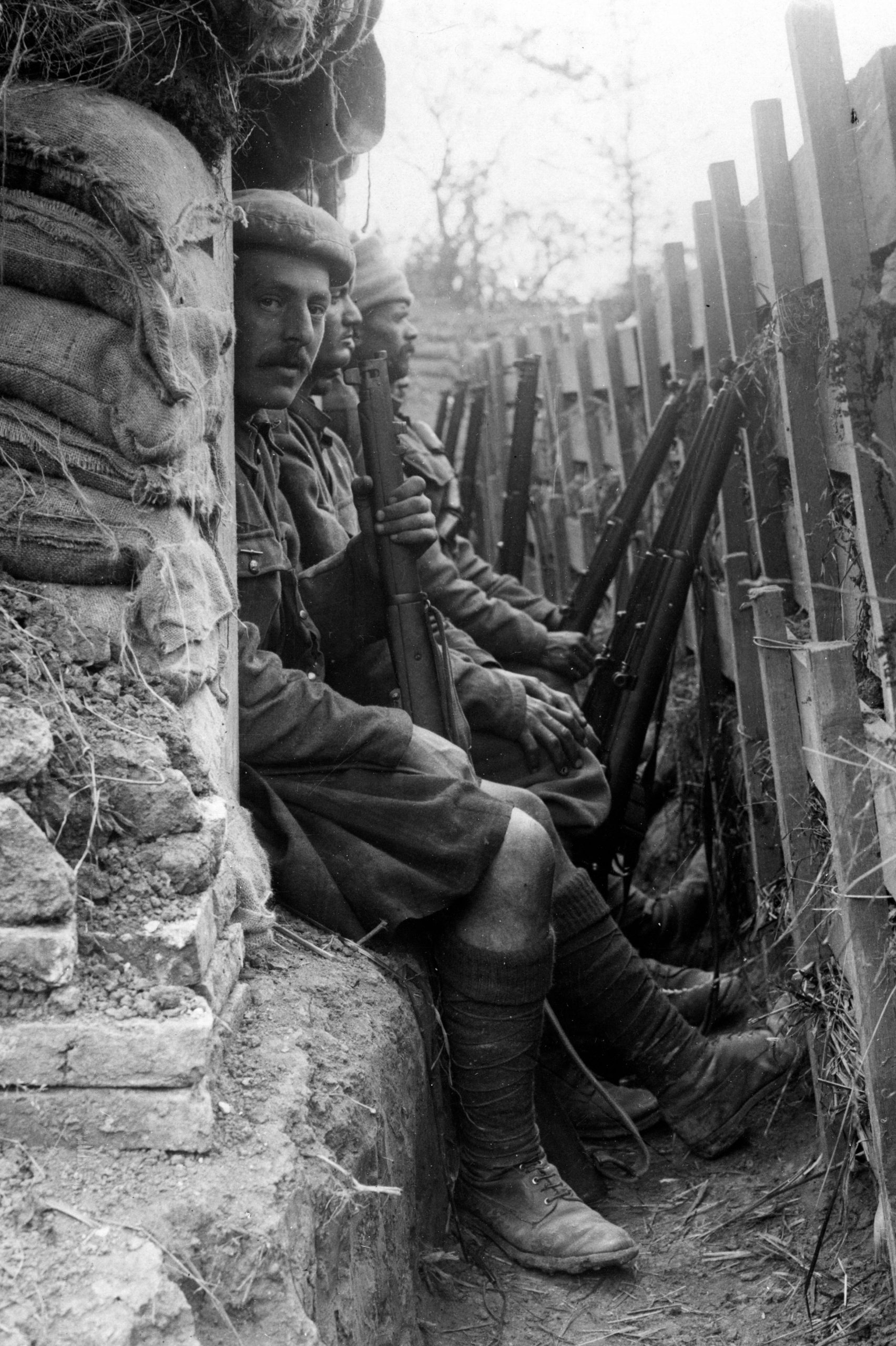 A Soldier In The Black Watch And Dogras In A Trench With Dugouts Fauquissart France